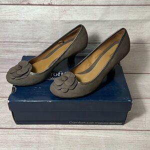 Taupe Croft & Barrow comfort Sole (sense) Ability pump Sz 7